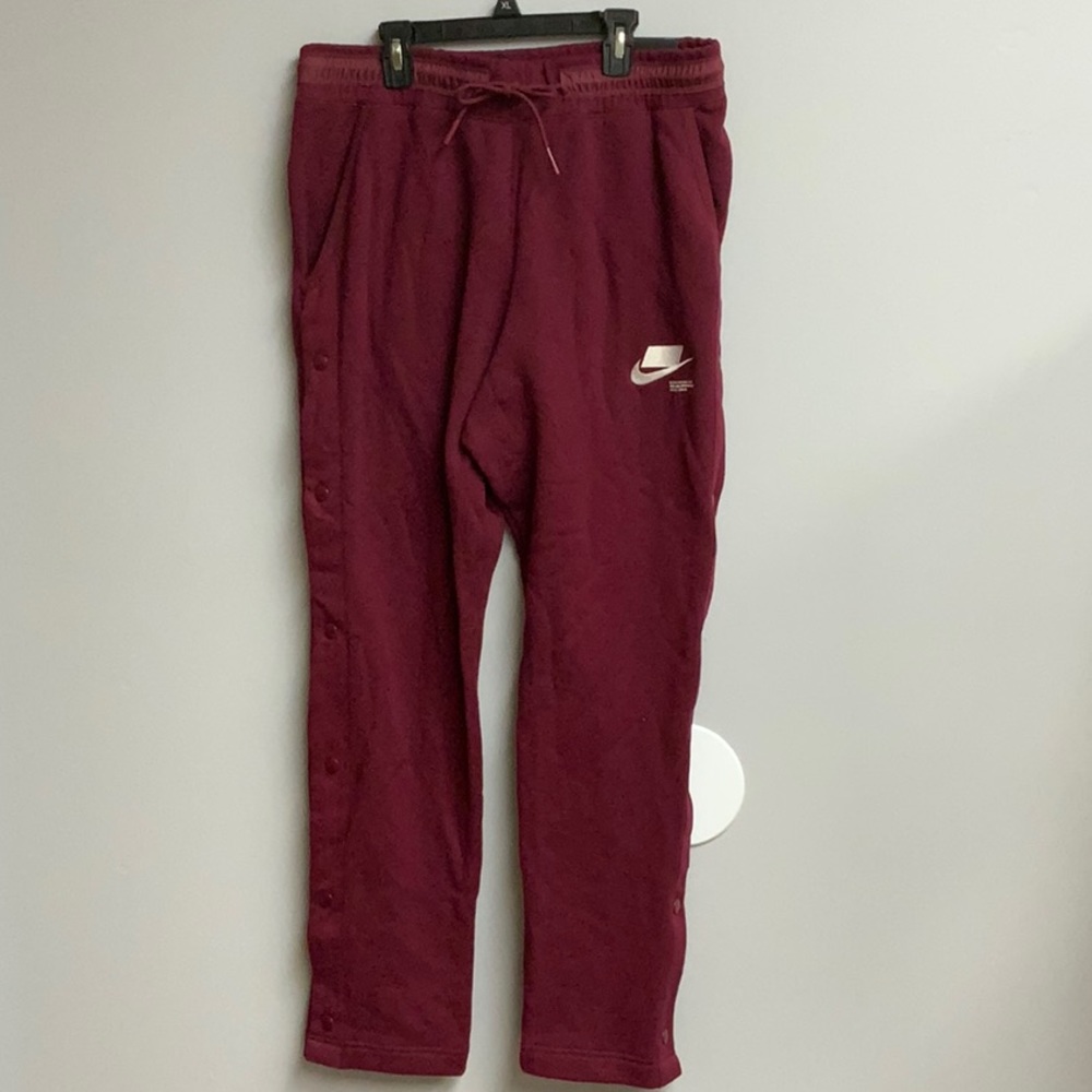 NWT Men’s Nike Sportswear Snap Side Pants Size Med Beetroot